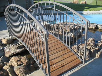 Bridge railing